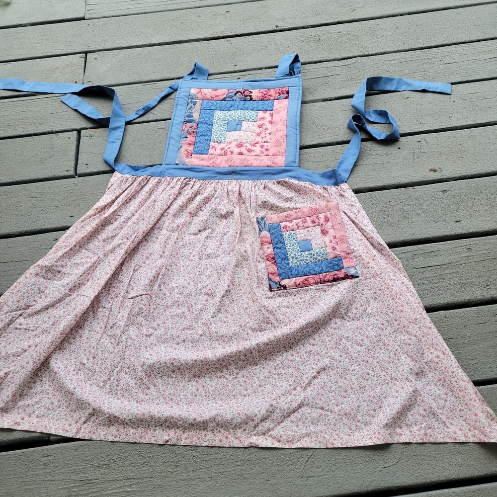 Vintage Handmade Quilted Kitchen Apron Pink Blue Pocket Tie Waist